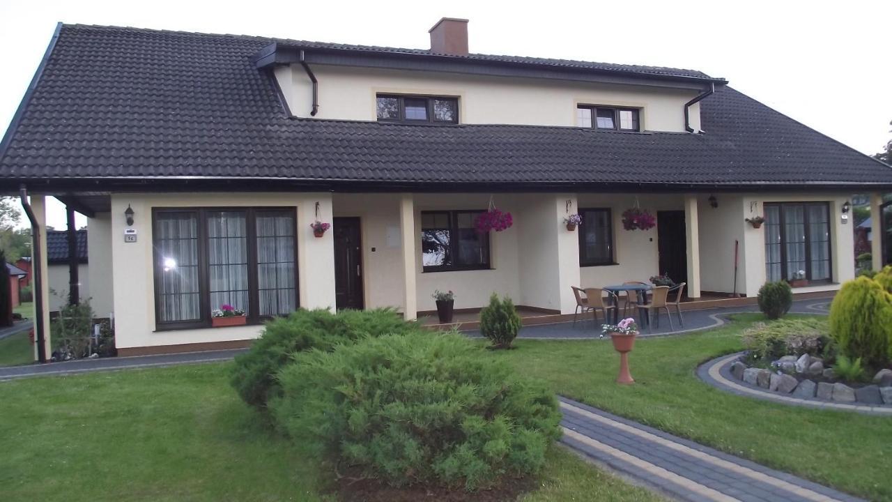 Domki Letniskowe "Dorcia" Łeba Exterior foto